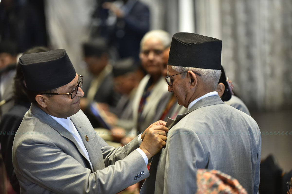 https://raracms.setopati.com/uploads/shares/2020/sujita/rastriya sabha oath/oath taking (1).jpg